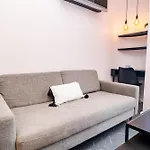 Flamingo 807 - Top Floor Sea Point Apartment With Daily Housekeeping