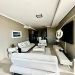 Luxury Penthouse -Crystal Towers