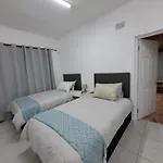 Azzure Apartments 4 Sleeper Crawford