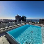 Luxury City Apartment At The Rubik