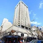 808 Cartwrights Corner