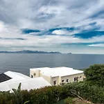 Quarterdeck Holiday Apartment