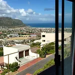 Berg And Beach