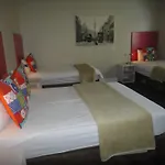 Ashanti Lodge Green Point