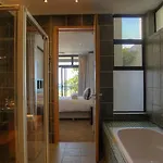 16 Springbok Road