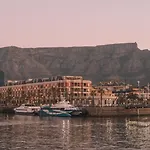 Jackie O - Classic Luxury Yacht & Boutique Hotel