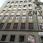 34 St George\'S Mall
