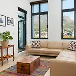 Hip Hop Plaza Apartments | Airmanaged