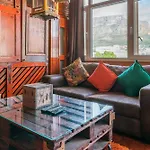 Senator Park Suite 15