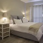 2 Bedroom Apartment With Breathtaking Views!
