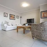 2 Bedroom Apartment With Breathtaking Views!