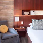 Townhouse Hotel
