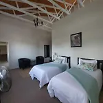 Caxton Manor B&B
