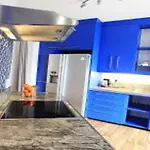 Urban Oasis At Windburg Suites