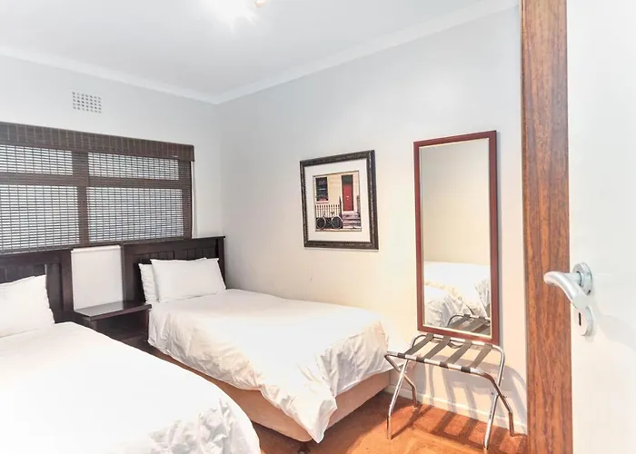 Mouille Point 2 Bedroom