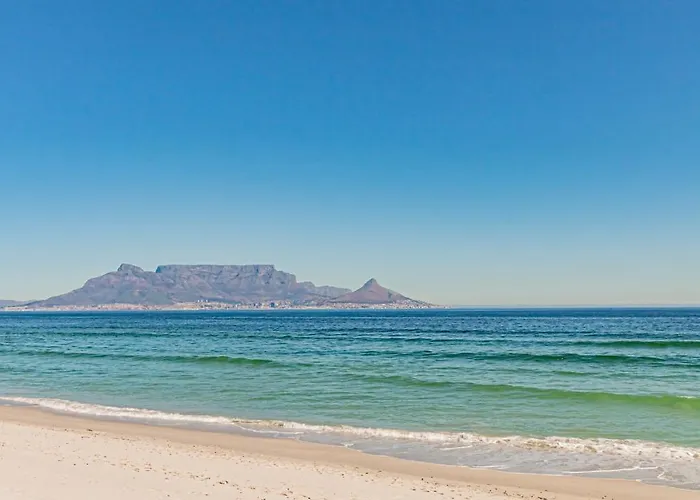 Spectacular Beachfront Apartment 3 Bedroom C101 Sea Spray