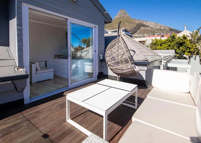 Sea Point Retreat