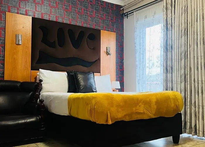 Parow City -Star Legend Lodge