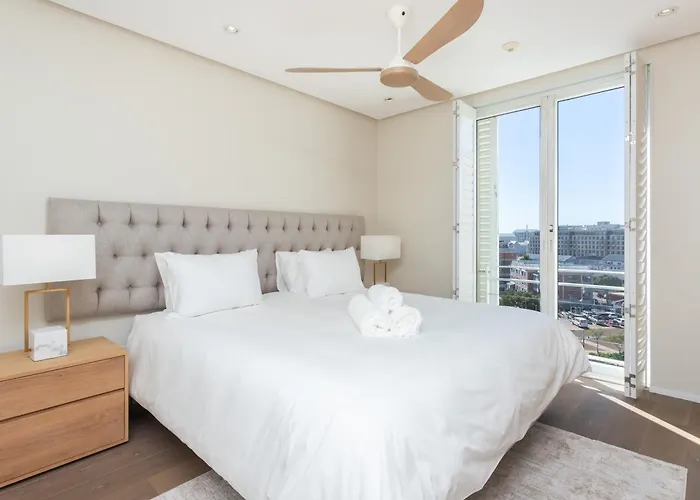 Mountain Marina Luxury Apartments