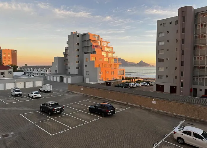 Seehuys - Bloubergstrand Beachfront