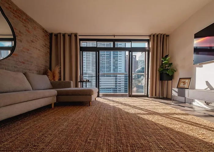 Salma - New York Style 1Bed L No Loadshedding