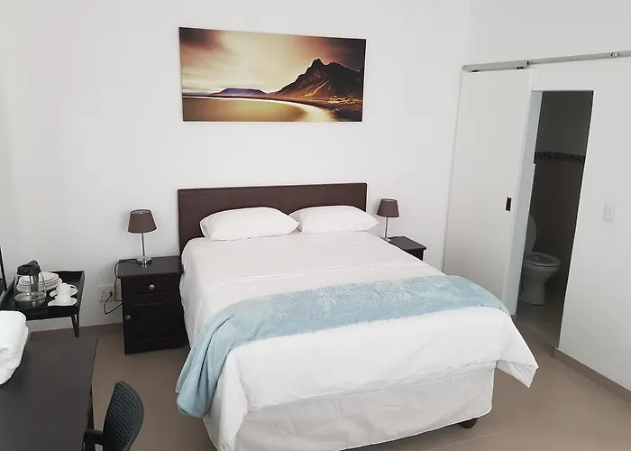 Fama Lodge Rm12