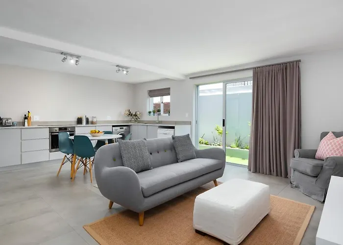 Glengariff Apartment
