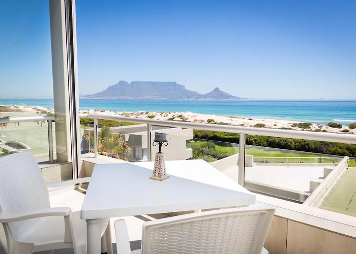 Luxury Private Beachfront 2 Bedroom Dolphin Apartment, Blouberg, Cape Town