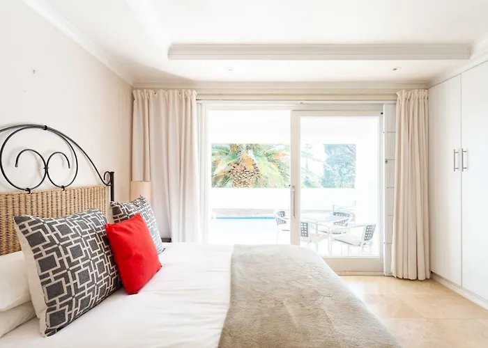 Atlantic Pearl Apartments
