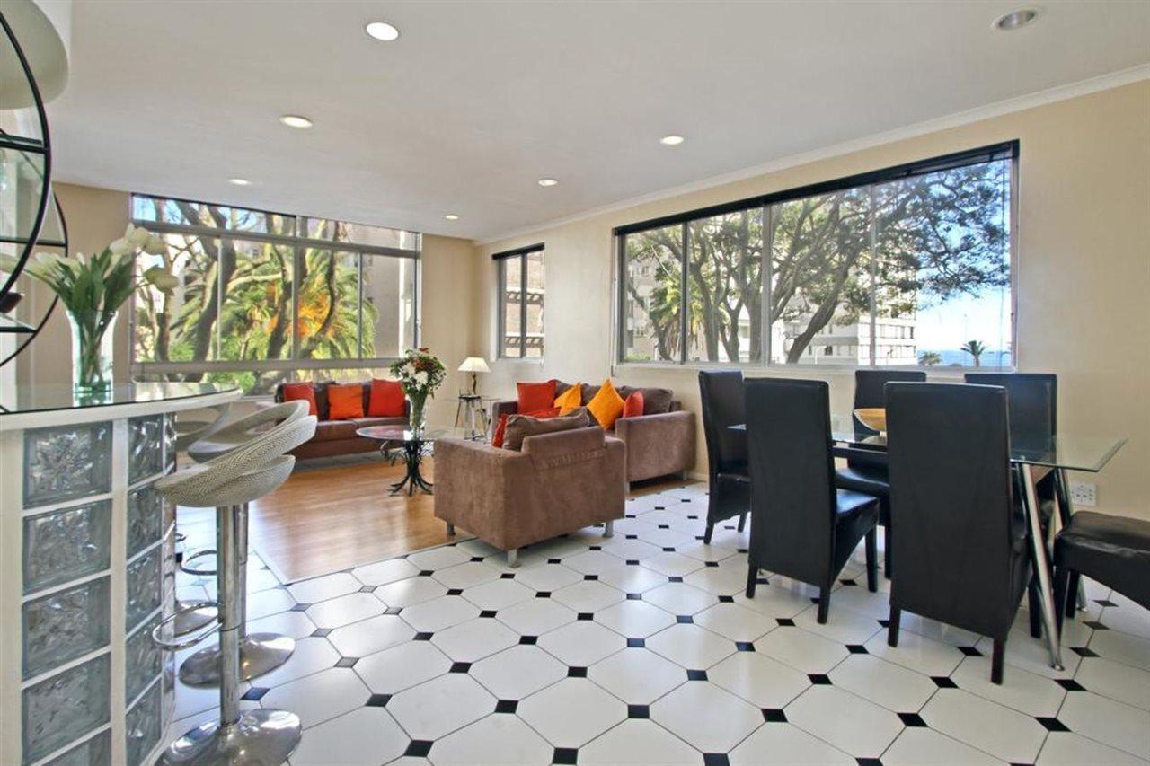 Apartment Berkeley Square