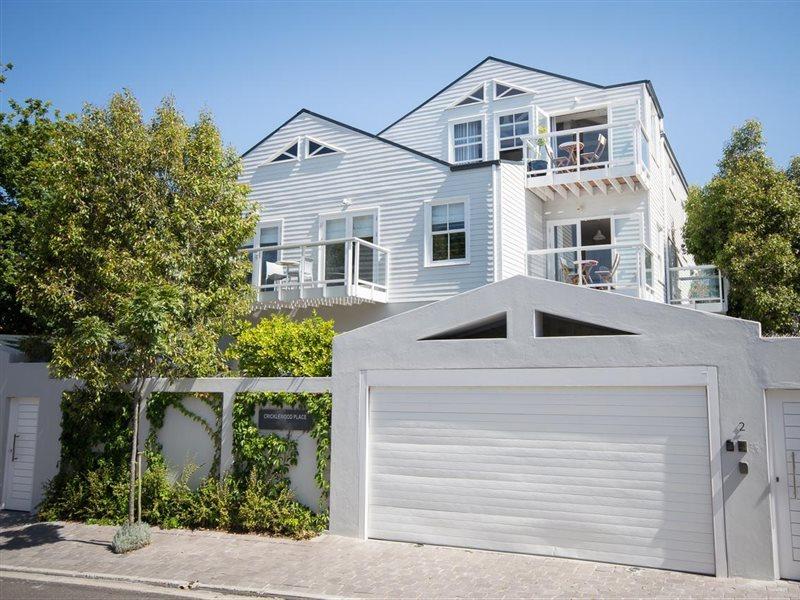 Cricklewood Place - Luxury Holiday Homes