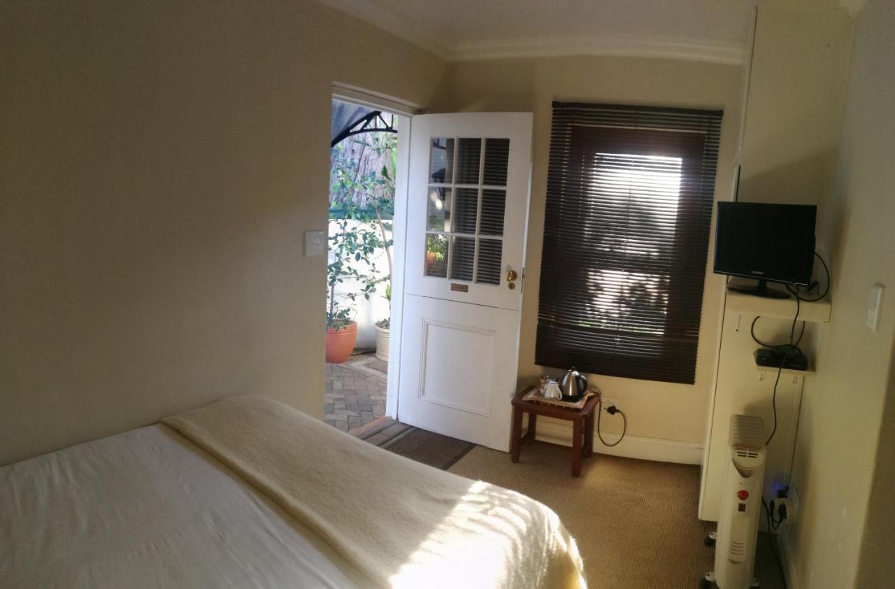 Newlands Guest house 3*
