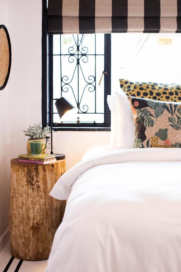 Thelma & Guest house