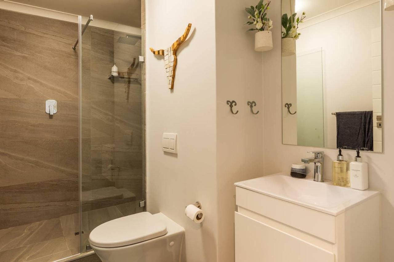 Apartment Mondaine Luxurious Spacious And Trendy