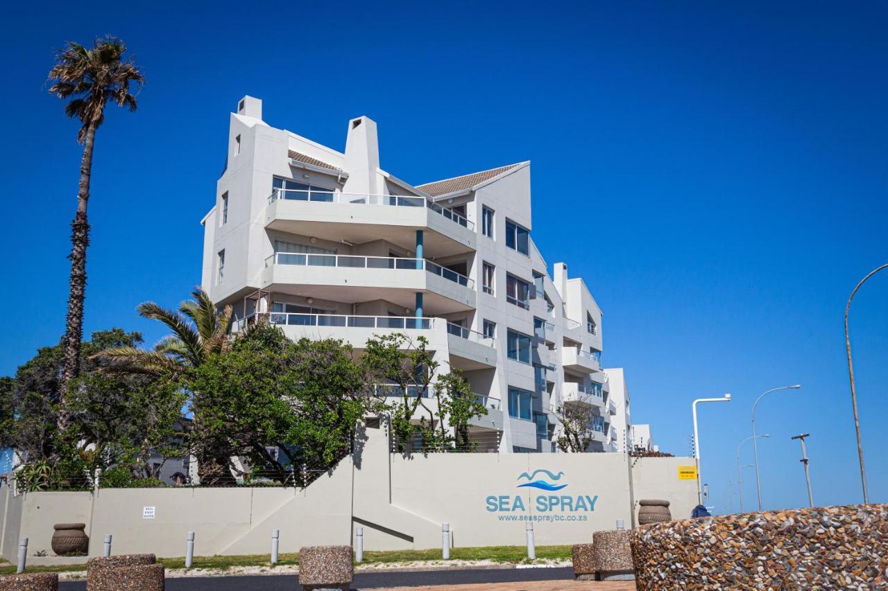 Apartment Spectacular Beachfront 3 Bedroom C101 Sea Spray *