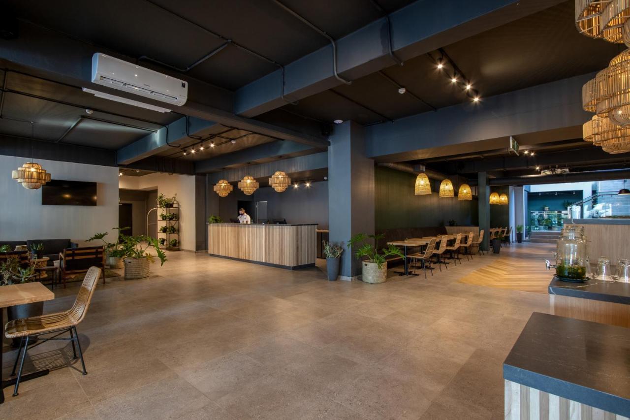 Hotel Kloof Street - Lion Roars &