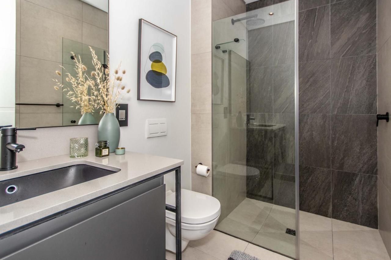 G04 The Signature, De Waterkant, Apartment Cape Town