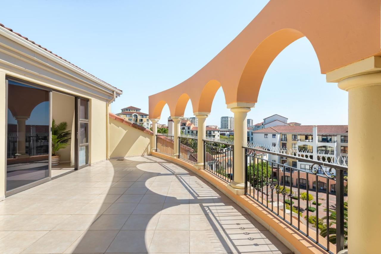 Island Club Luxury * Cape Town