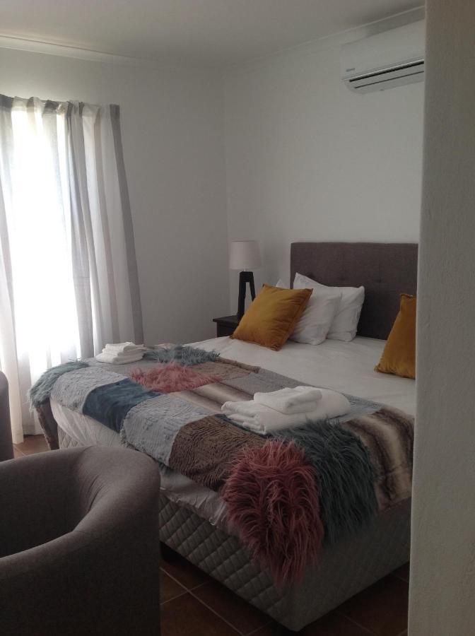 Sikelela Guest house 2*