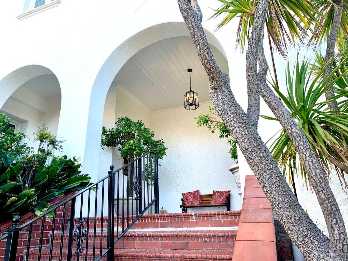 Abbey Manor Luxury 5* Cape Town
