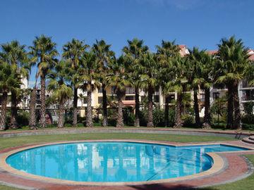 Island Club & 4*