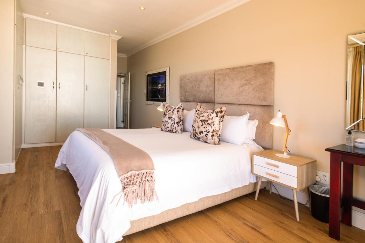 Guest house 3 On Camps Bay