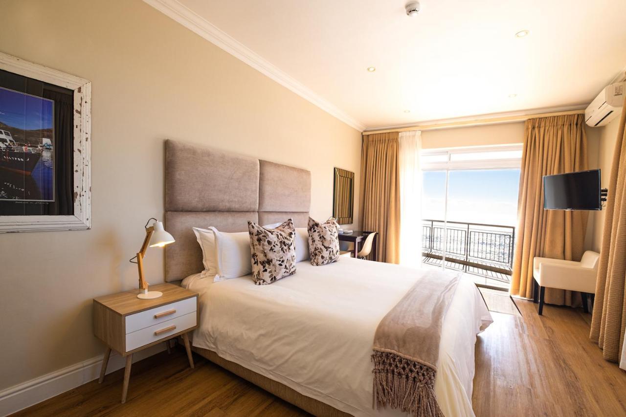 Guest house 3 On Camps Bay 4*