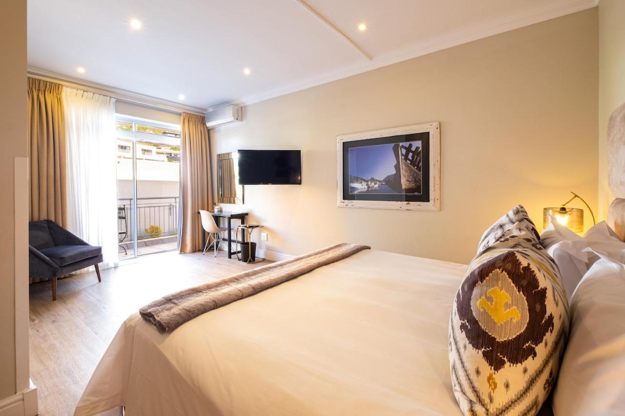 Guest house 3 On Camps Bay Cape Town