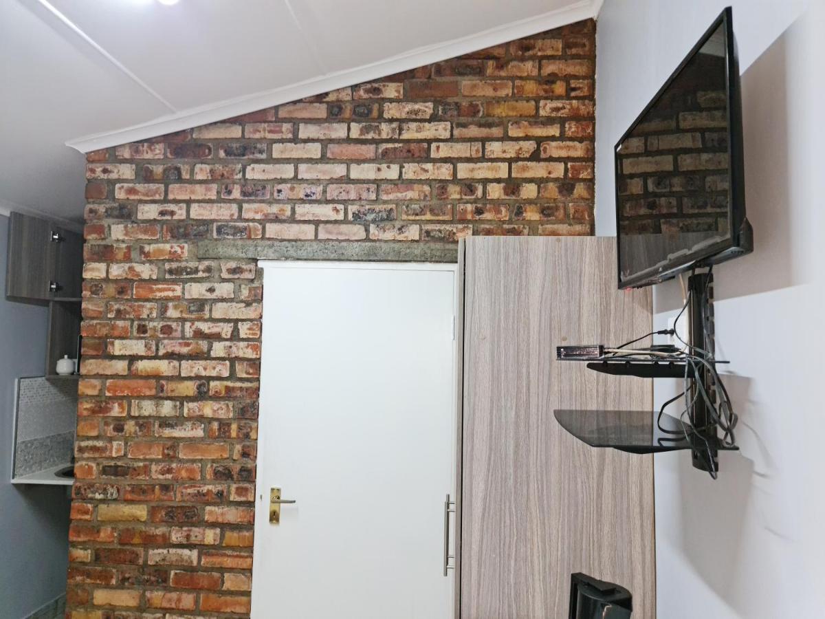 Hasate 10 Florence Street Oakdale Belliville 7530 South African Casa de hóspedes 2*