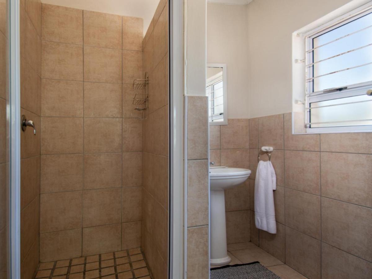 Saffron House 4*
