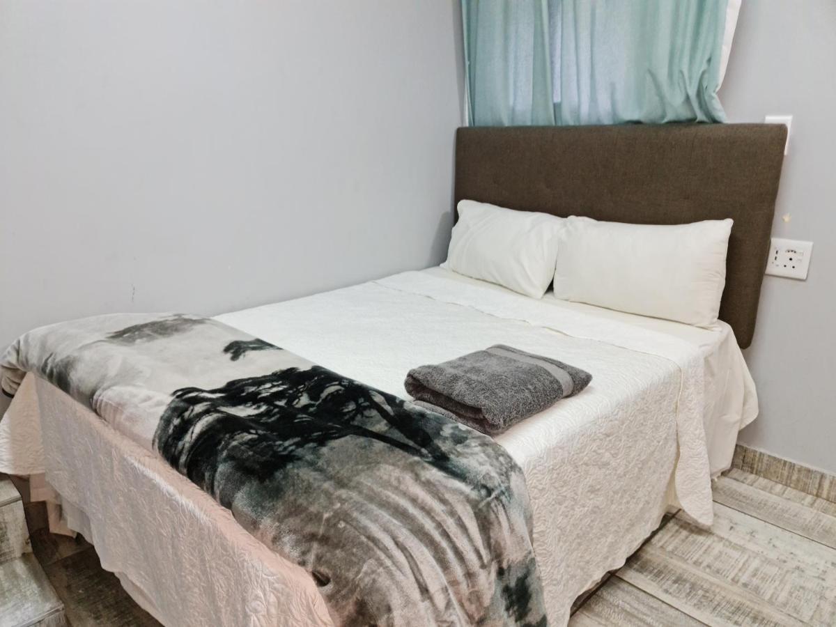 Hasate 10 Florence Street Oakdale Belliville 7530 South African Casa de hóspedes 2*