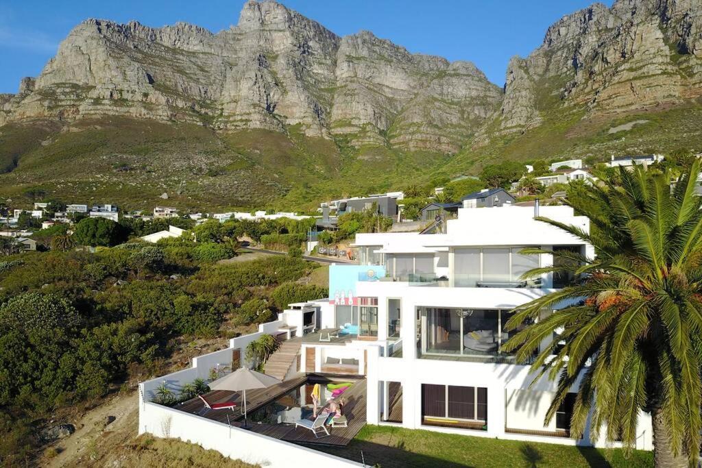 The Baules Camps Bay, Spectacular Luxury Villa *
