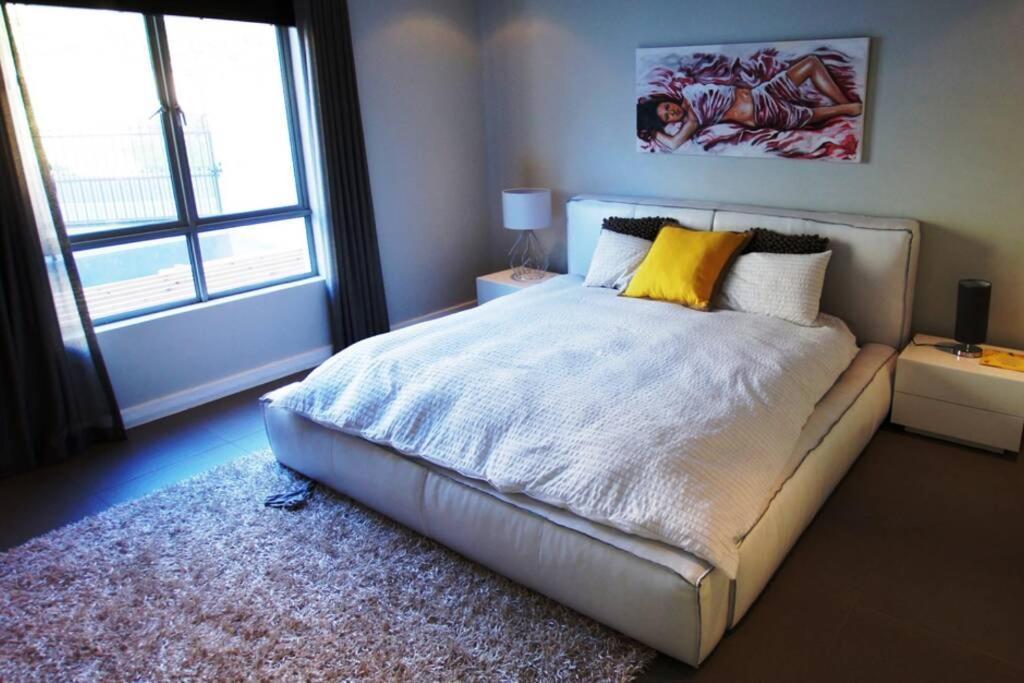 The Baules Camps Bay, Spectacular Luxury