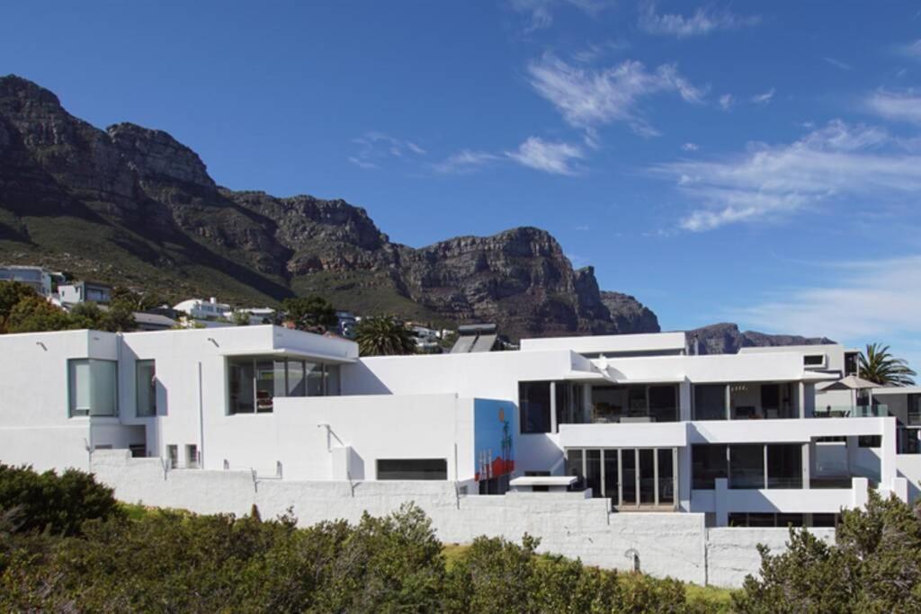 The Baules Camps Bay, Spectacular Luxury Villa *